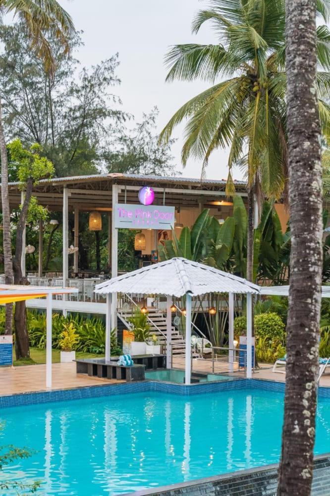 Foxoso La Beach Resort & Spa Vieux-Goa Extérieur photo
