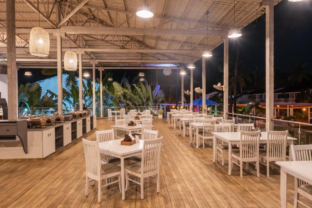 Foxoso La Beach Resort & Spa Vieux-Goa Extérieur photo